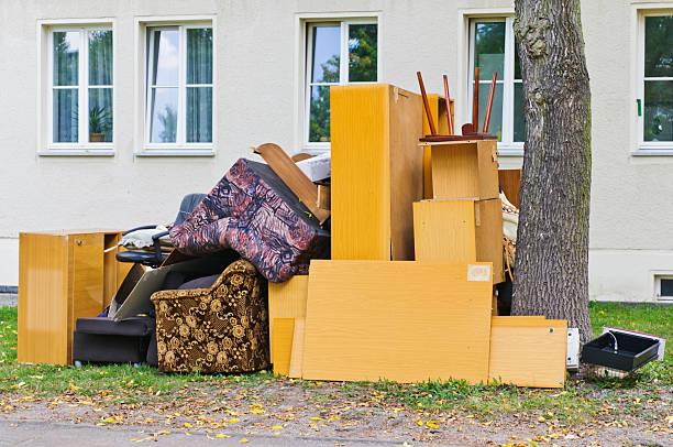 Best Yard Waste Removal  in Nettleton, MS