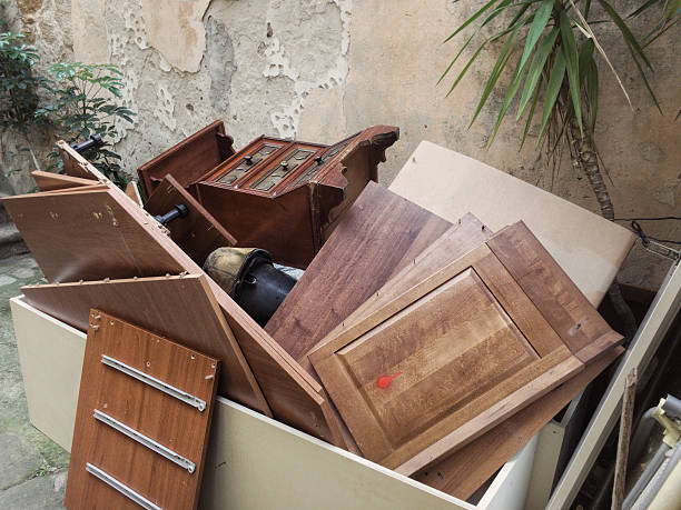 Best Commercial Cleanout Services  in Nettleton, MS